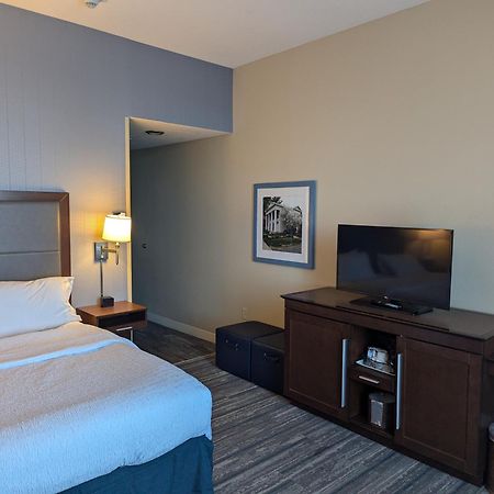 Hampton Inn & Suites Cazenovia, Ny Extérieur photo