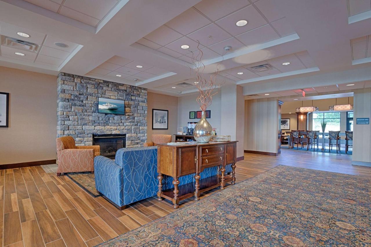 Hampton Inn & Suites Cazenovia, Ny Extérieur photo