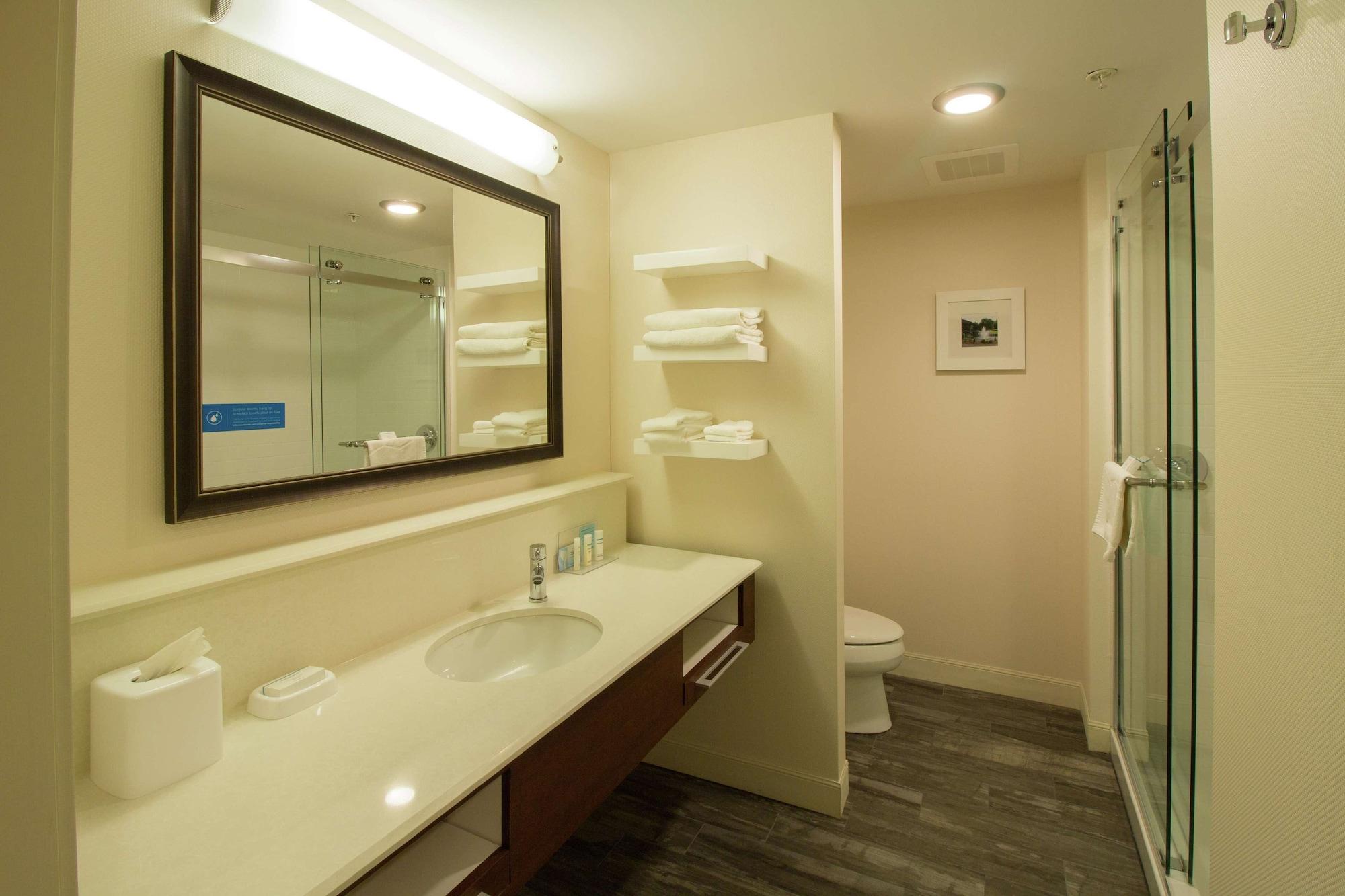 Hampton Inn & Suites Cazenovia, Ny Extérieur photo