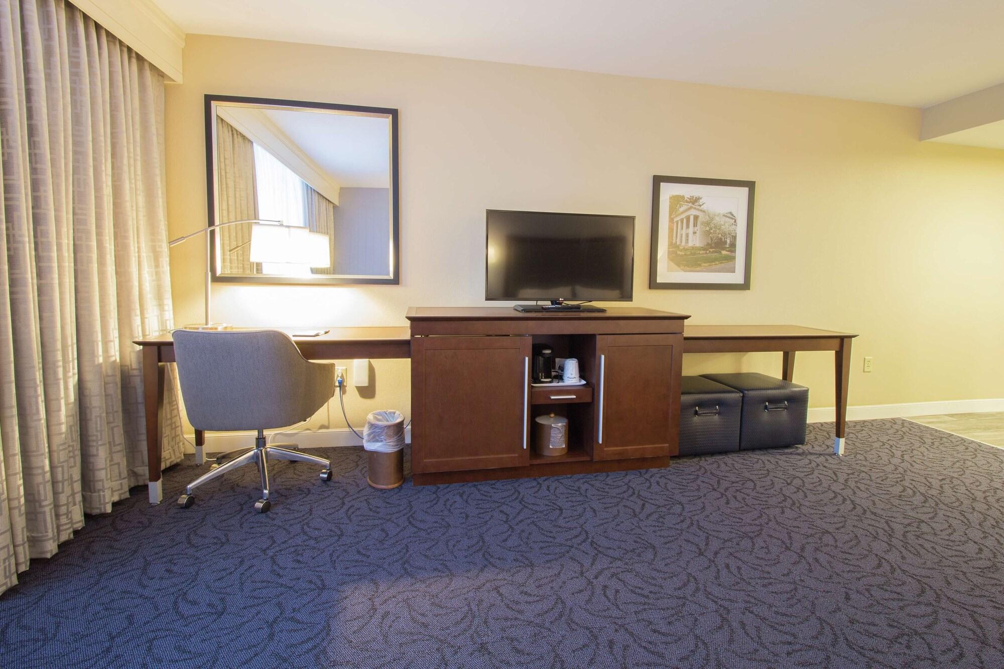 Hampton Inn & Suites Cazenovia, Ny Extérieur photo