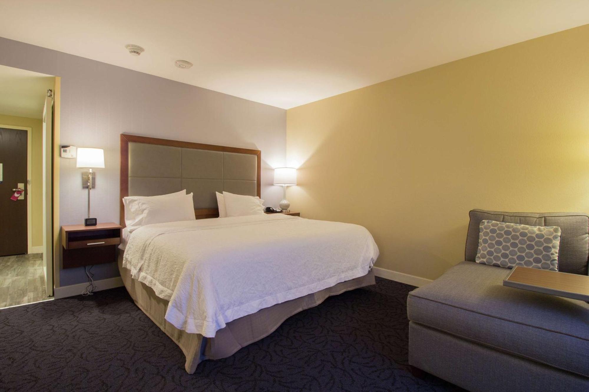 Hampton Inn & Suites Cazenovia, Ny Extérieur photo